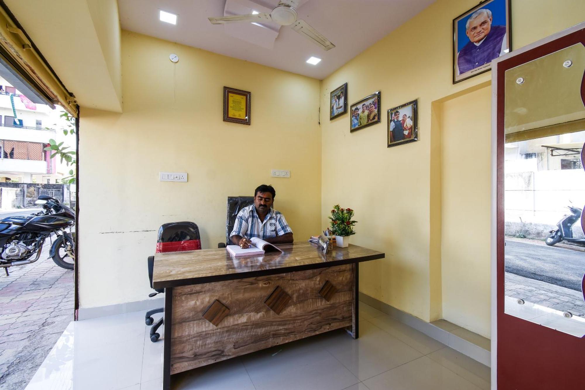 Hotel O Gaurav Guest House Nagpur Exterior photo